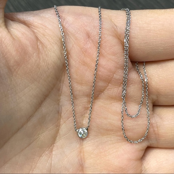 Beautiful Diamond Solitaire Necklace .18CT in solid 14k White Gold 16” - Picture 3 of 6